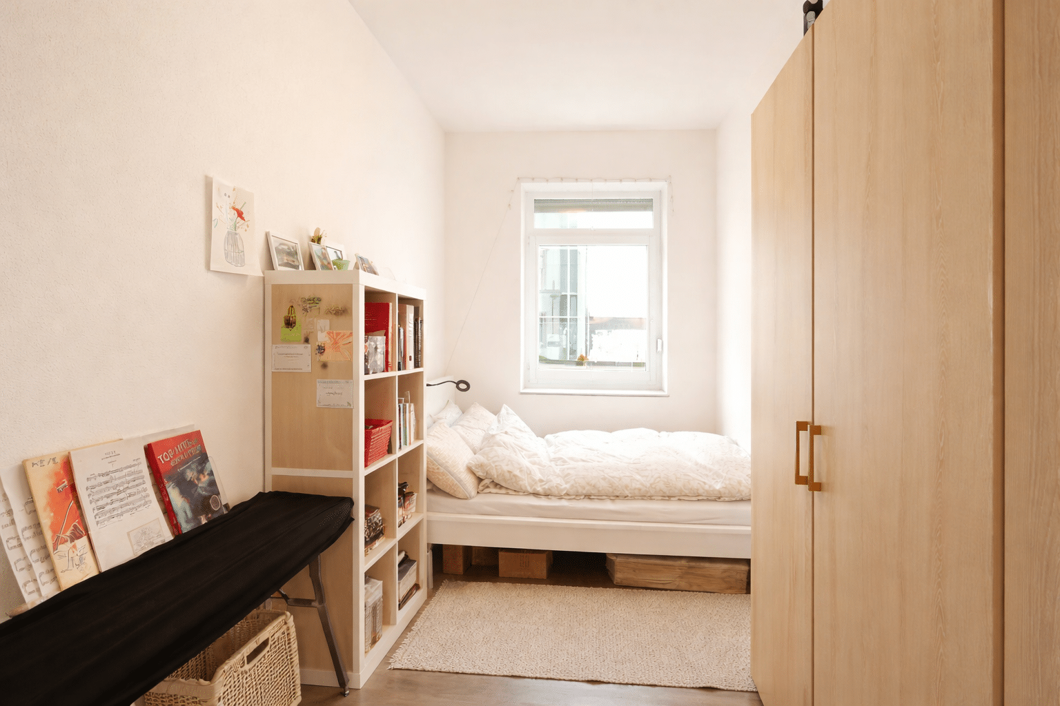 Kompakt & funktional geschnittenes Zimmer