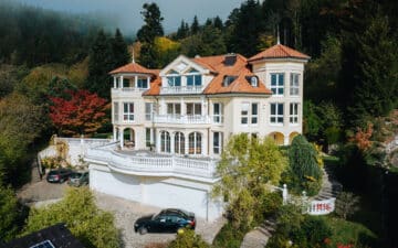 Villa in idyllischer Lage von Waldkirch-Kollnau, 79183 Waldkirch, Villa