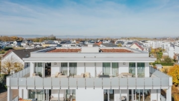 Penthouse-Wohnung – Ihr neues Zuhause mit Panorama und Privatsphäre, 79189 Bad Krozingen, Penthousewohnung