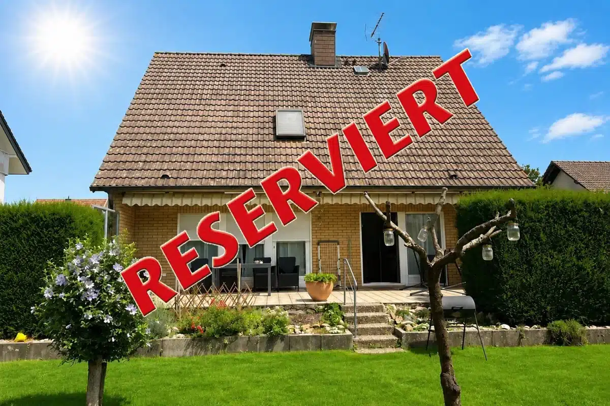Real Estate Title Image Background