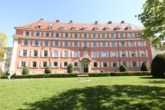 Ansicht des Hauses mit prachtvoller Fassade