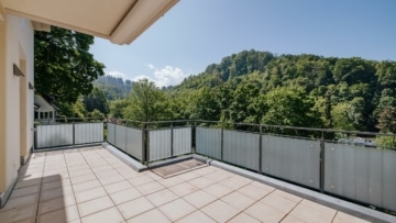 Ankommen & Wohlfühlen: Elegante 4-Zimmer-Wohnung in einer der begehrtesten Lagen, 79104 Freiburg, Etagenwohnung