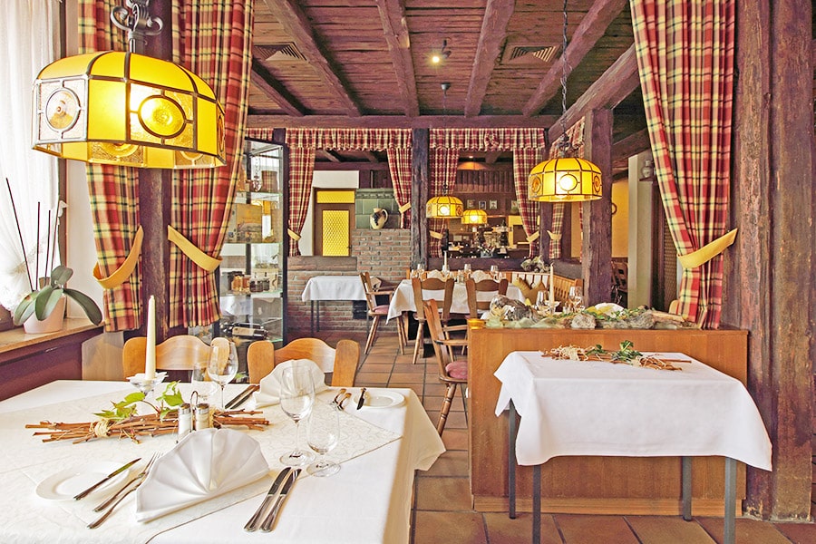 Gasthof "Neun Linden" im Herzen des Kaiserstuhls - ...im Restaurant...