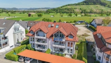Bezugsfreie 3-Zimmer-Wohnung in schöner Wohnlage von Heuweiler, 79194 Heuweiler, Etagenwohnung
