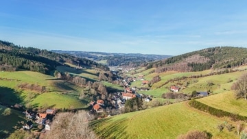 Sonniges Baugrundstück in Hanglage “Am Sommerrain” von Elzach-Yach, 79215 Elzach, Wohngrundstück