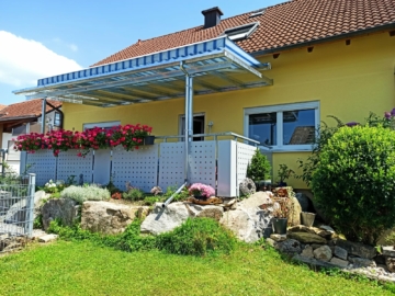 Interessante Kapitalanlage: Mehrfamilienhaus mit 3 Wohneinheiten, 79282 Ballrechten-Dottingen, Mehrfamilienhaus