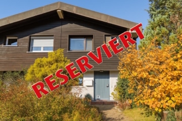 Gepflegtes Reihenendhaus in zentraler Lage von Burg-Birkenhof, 79199 Kirchzarten, Reihenendhaus