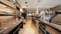 Helle und freundliche Arbeitsbereiche