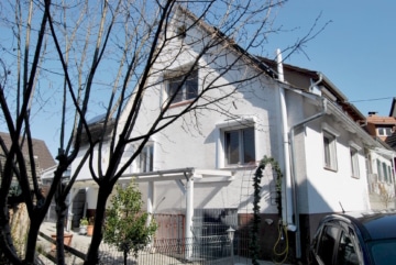 Wohnhaus in idyllischer und naturnaher Lage, 79379 Müllheim-Britzingen, Doppelhaushälfte