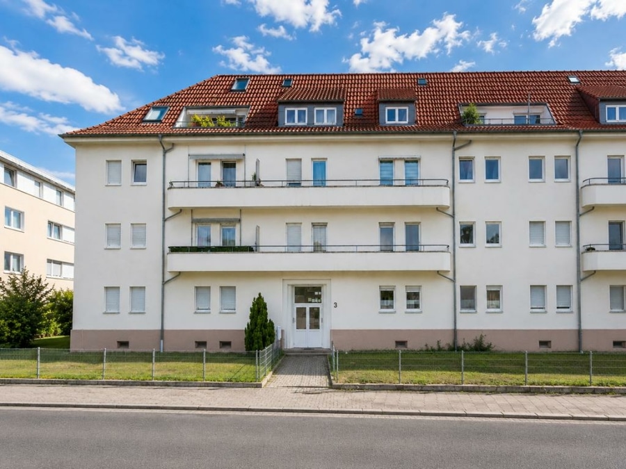 Mehrfamilienhaus