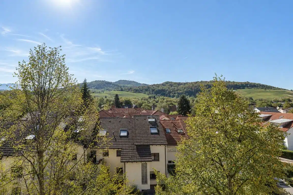 Ausblick vom Balkon auf den Schönberg