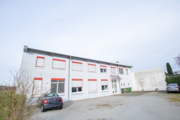 Gewerbliche Liegenschaft (Büro-/Produktion-/Lager) in Waltersofen, 79112 Freiburg im Breisgau, Bürohaus