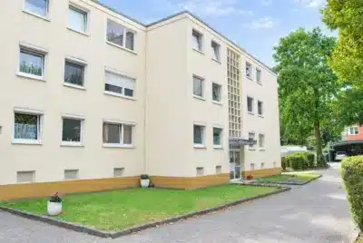 Kapitalanlage – Vermietete 2-Zimmer-Eigentumswohnung mit Balkon und Garage, 79189 Bad Krozingen, Erdgeschosswohnung
