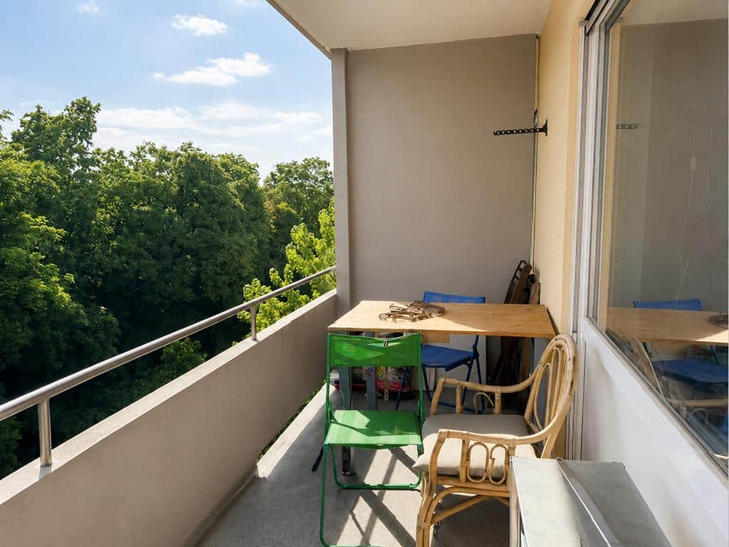 Sonniger Balkon mit südöstlicher Ausrichtung