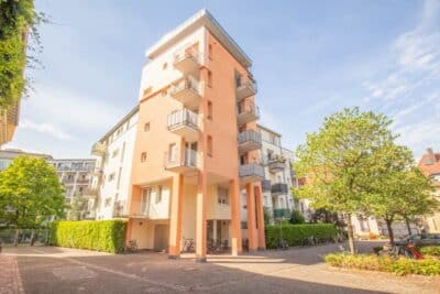 Bezugsfreie 1-Zimmer-Wohnung mit Aufzug in Freiburg-Brühl, 79106 Freiburg im Breisgau, Etagenwohnung