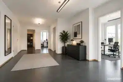 Provisionsfrei: Bezugsfreie Büro-/Praxiseinheit in schöner Randlage, 79111 Freiburg im Breisgau, Bürofläche